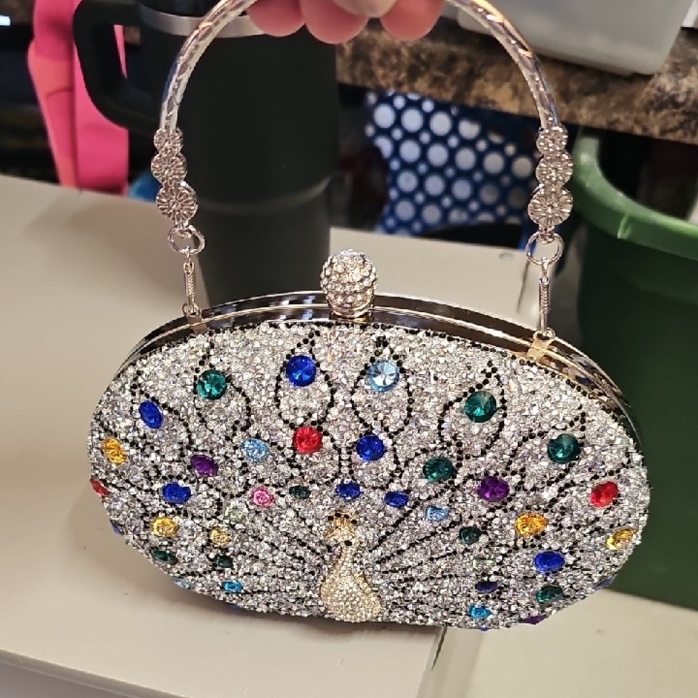 Elegant Crystal Peacock Clutch